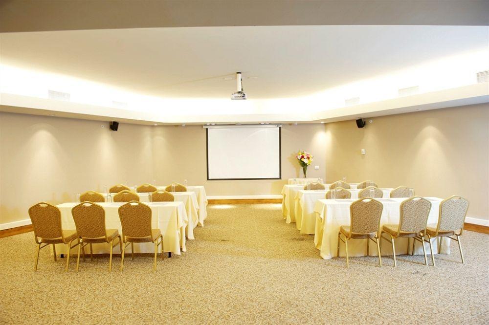 Radisson Hotel Puerto Varas Dış mekan fotoğraf Meeting room