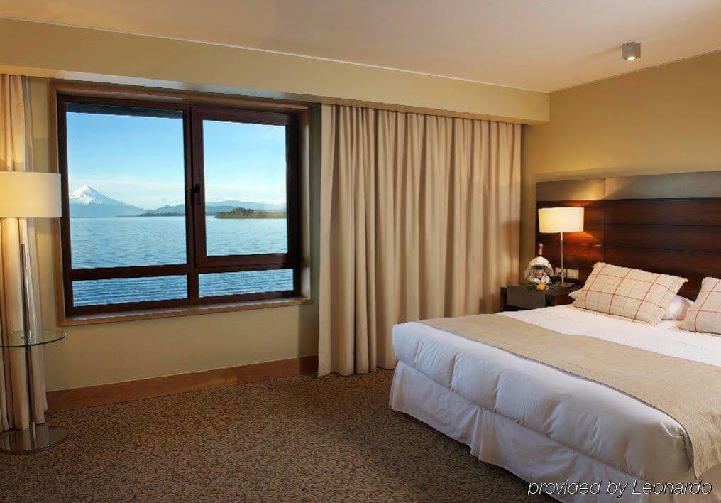 Radisson Hotel Puerto Varas Dış mekan fotoğraf A room at the hotel